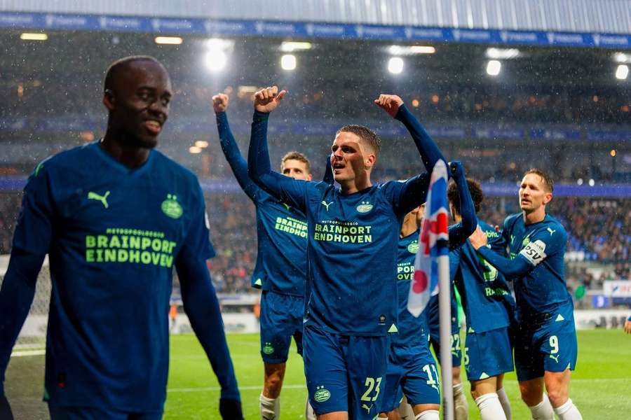 PSV prepara-se para ser campeão neerlandês