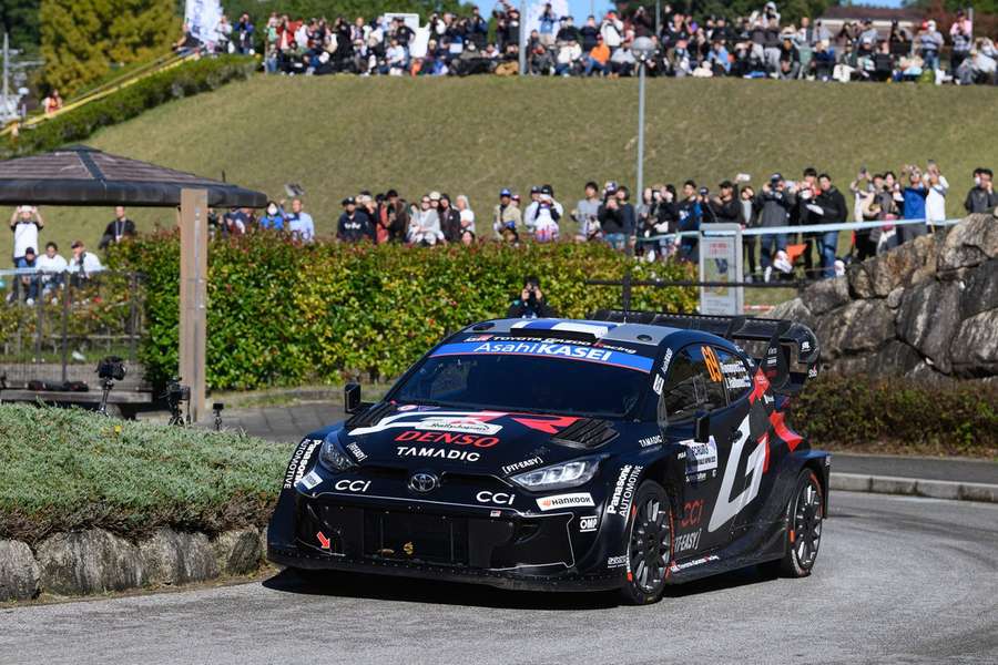 Kalle Rovanperä lidera Rali do Japão Kalle Rovanperä lidera Rali do Japão