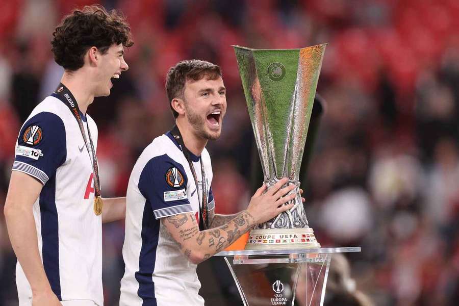 Terry on Tottenham's Europa League victory: I remember my first trophy... Terry on Tottenham's Europa League victory: I remember my first trophy...