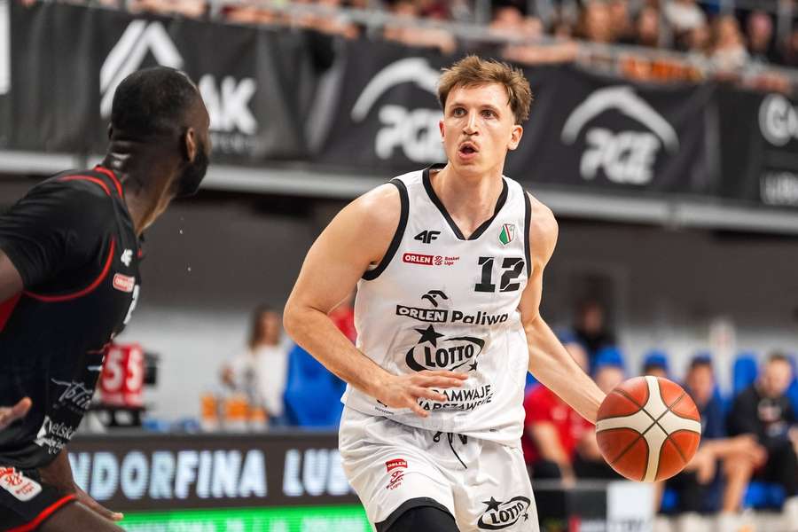 Aleksa Radanov im Trikot von Legia Warschau.
