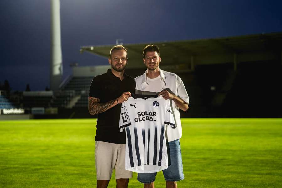 Sportovní manažer Michal Kadlec a nová posila Lukáš Vorlický. Sportovní manažer Michal Kadlec a nová posila Lukáš Vorlický.