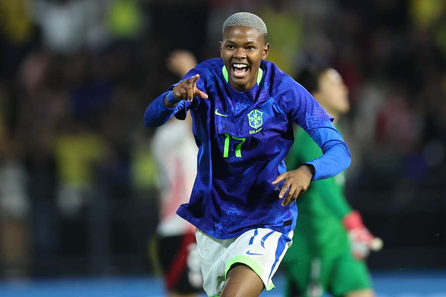 Jhonson, de apenas 19 anos, marcou seu primeiro gol com a camisa da Seleção Brasileira