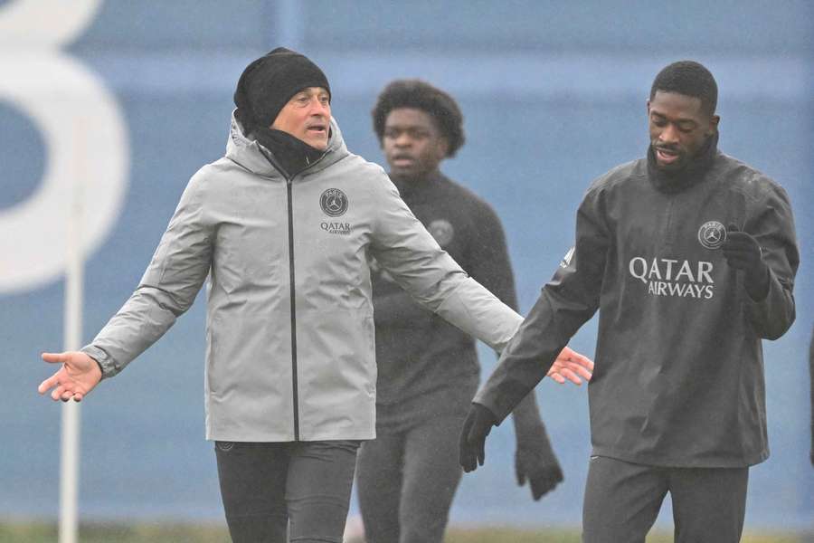 Luis Enrique au centre d'entraînement du PSG.