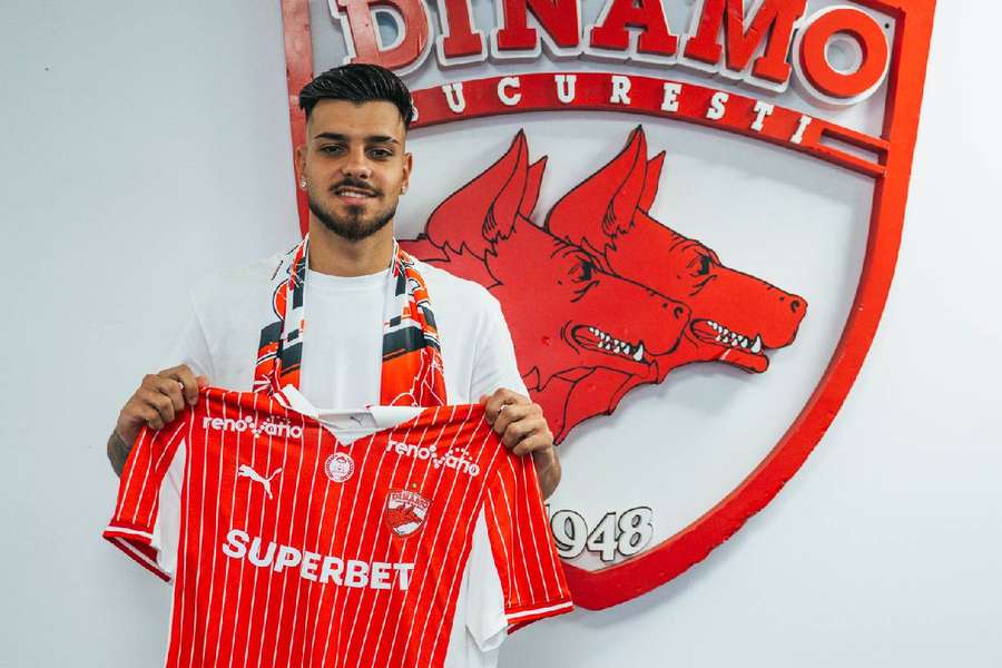 Matei Marin a semnat cu Dinamo