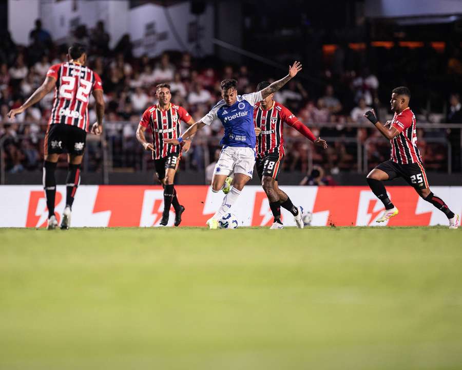 Kaio Jorge entrou como titular na vaga de Gabigol