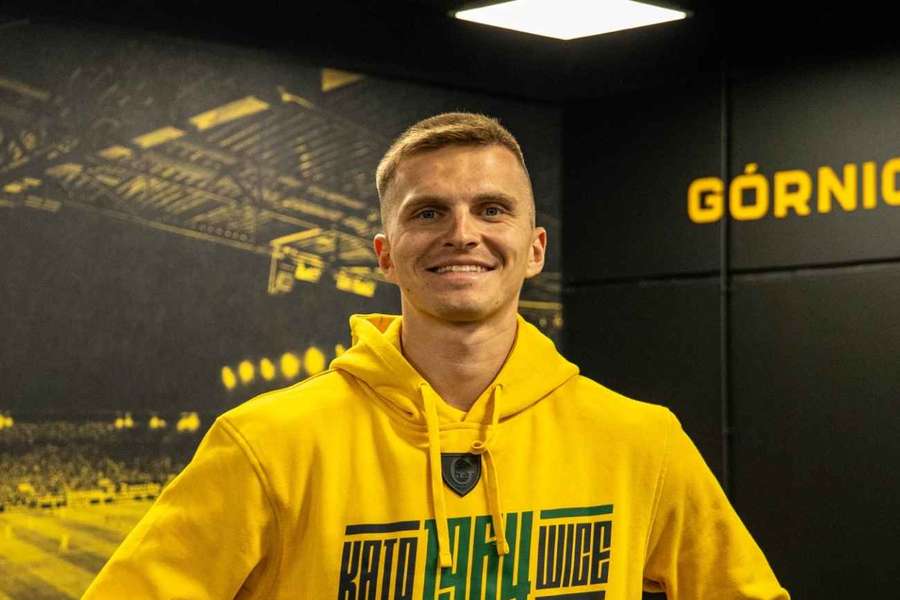 Oficjalnie: Maciej Rosołek zaprezentowany jako nowy napastnik GKS-u Katowice