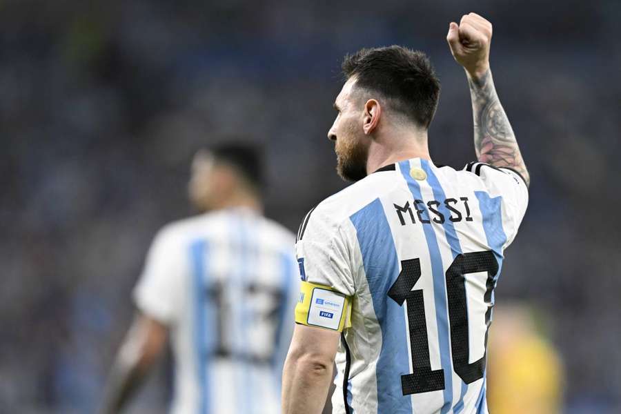 Messi é o principal ponto de desequilíbrio da seleção argentina, mas ele já sofreu na mão de Van Gaal em 2014