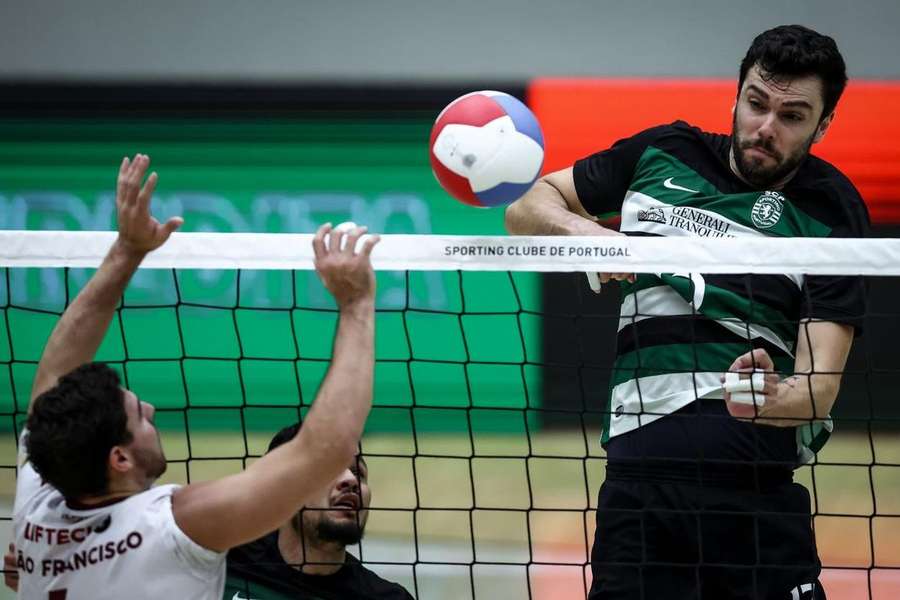 Sporting voltou a levar a melhor perante o Académica de Espinho