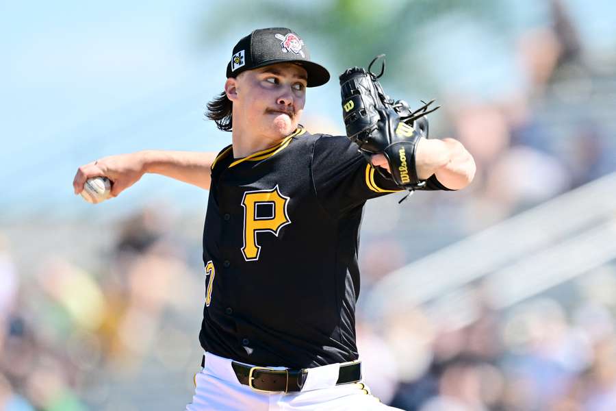 Bubba Chandler pitching for the Pittsburgh Pirates during Spring Training (2025)