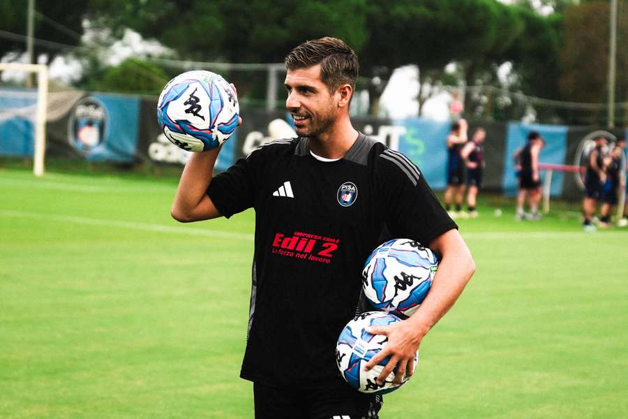 Miguel Veloso na equipa técnica do Pisa