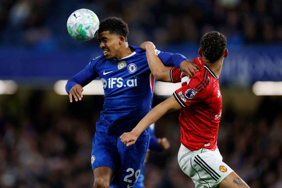 Chelsea boss Rosenior: Fofana has apologised