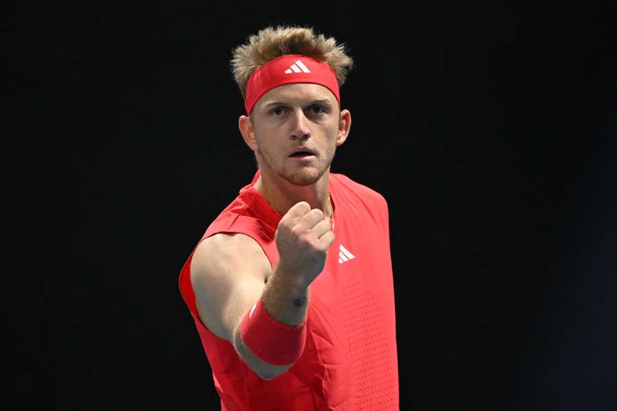 Davidovich celebra su triunfo ante Aliassime