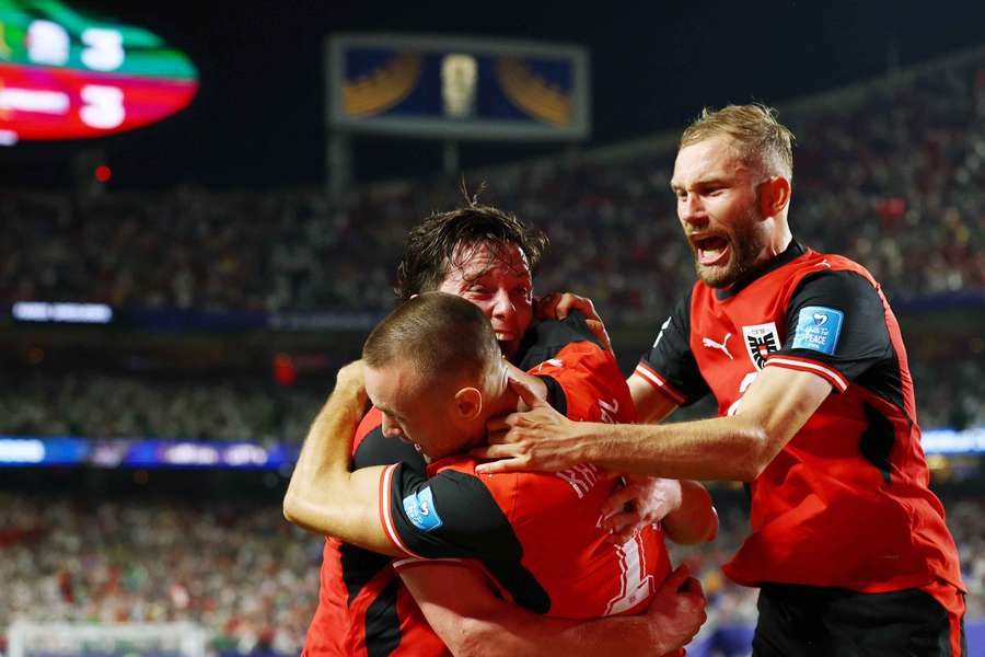 Rakousko se zachránilo na šampionátu na poslední chvíli. 