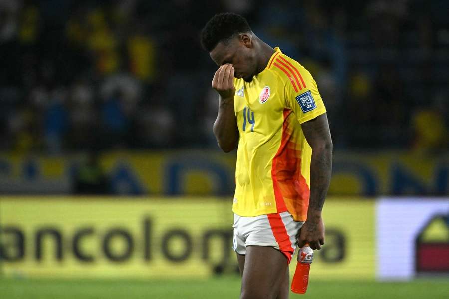 Jhon Durán tan solo ha marcado tres goles con la selección de Colombia Jhon Durán tan solo ha marcado tres goles con la selección de Colombia