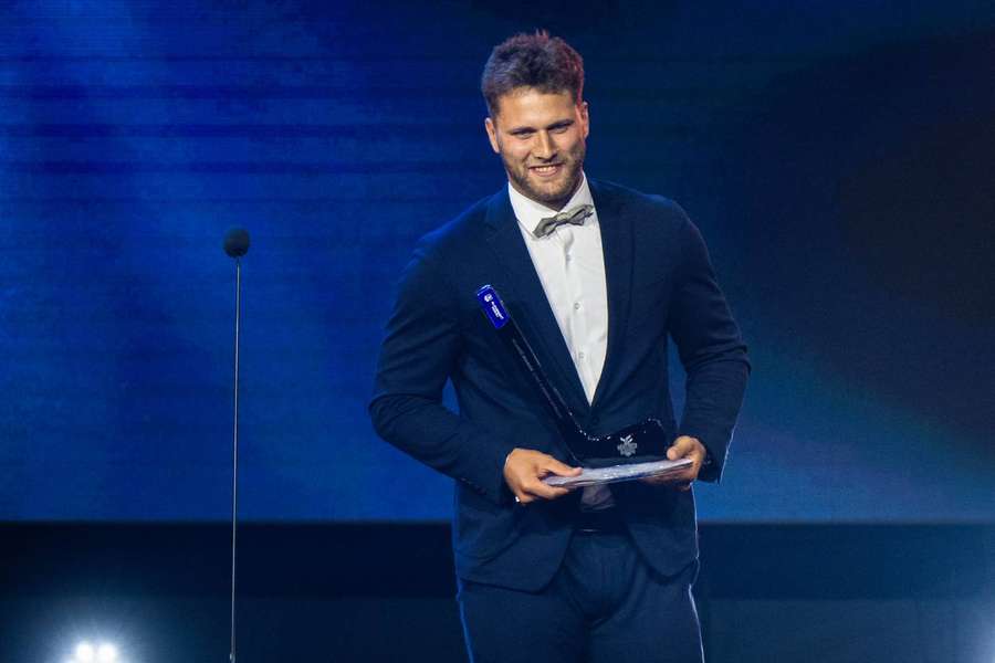 Samuel Hlavaj vládol brankárom. Samuel Hlavaj vládol brankárom.