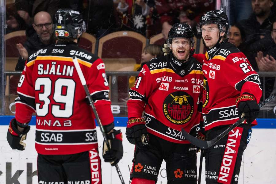 Lulea beat Zug to reach their third CHL final