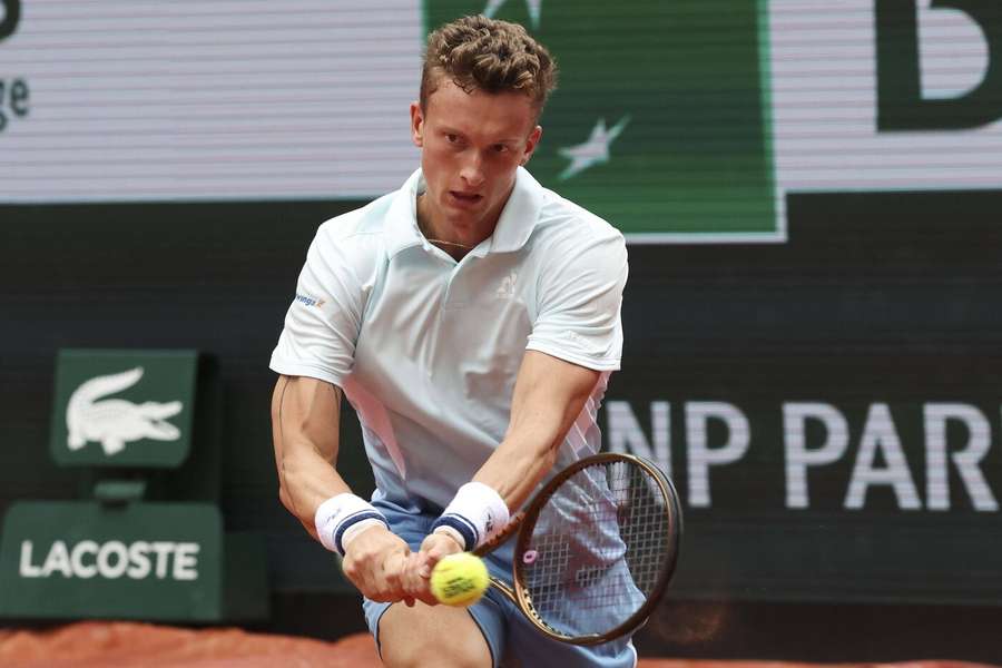 Lehečka se na French Open také představí. Lehečka se na French Open také představí.