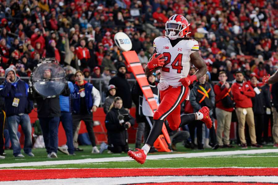 Maryland running back Roman Hemby scoring a touchdown against Rutgers in 2023