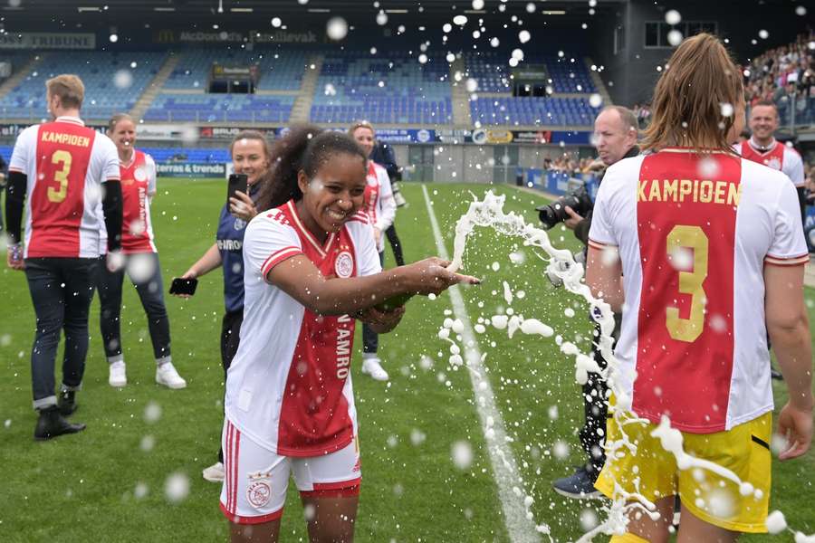 Die Ajax-Frauen müssen mit kleineren Feiern vorliebnehmen