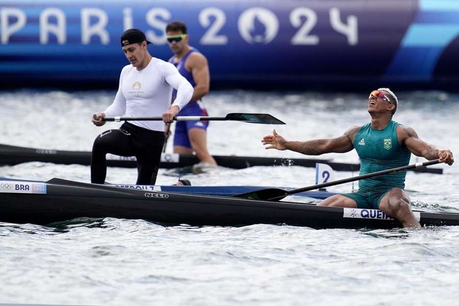 Isaquias conquistou a prata na canoagem