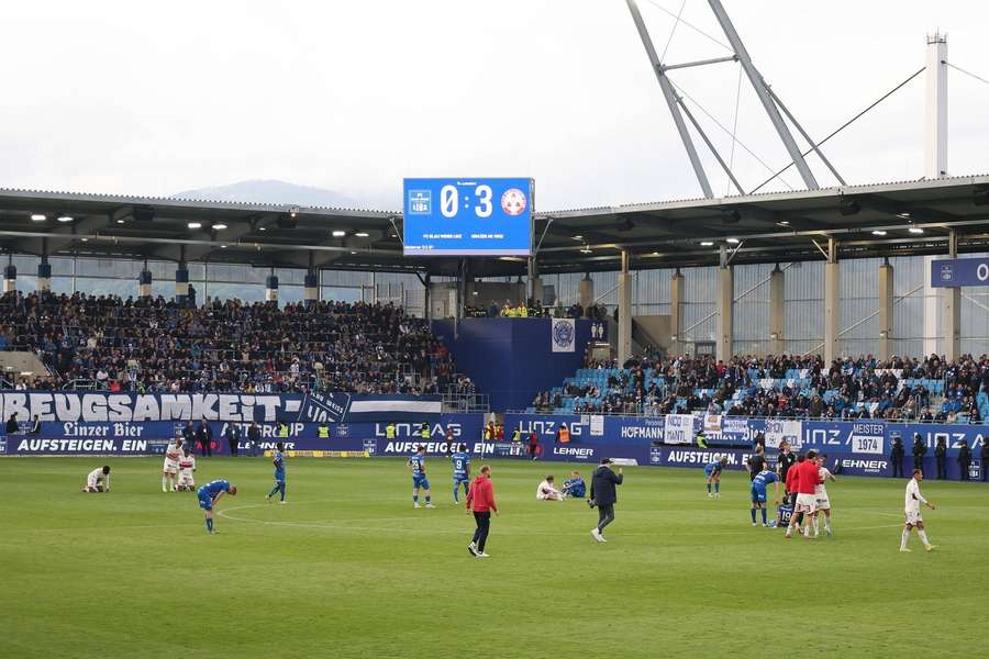 Der FC Blau-Weiß Linz spielt kommende Saison zweitklassig. Der FC Blau-Weiß Linz spielt kommende Saison zweitklassig.
