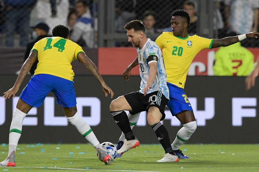 O titul na turnaji Copa América budou usilovat Messi i Vinicius Junior