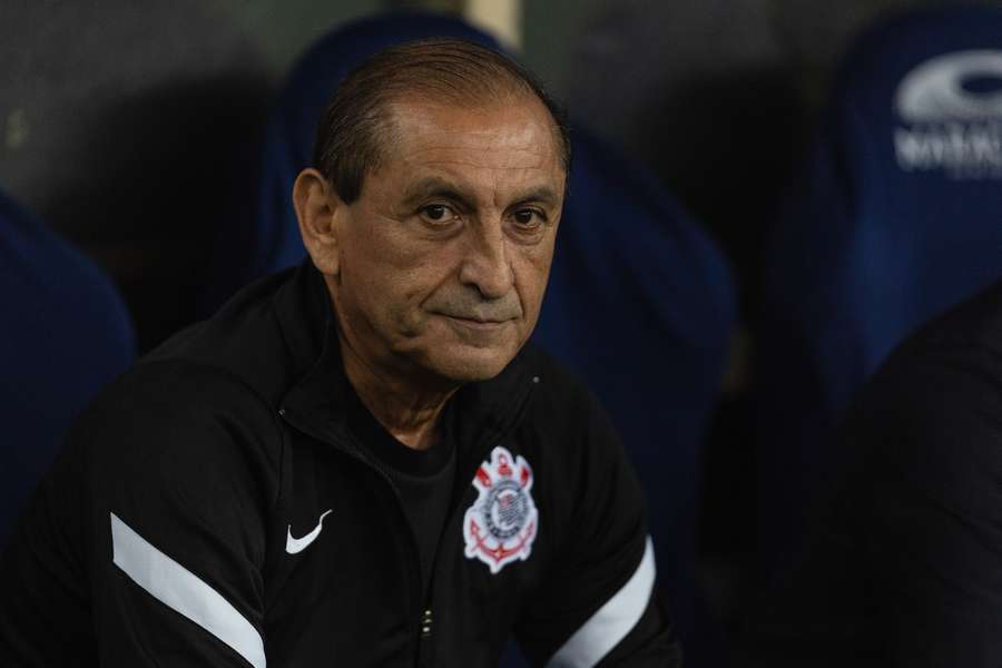 Ramón Díaz saiu otimista do Maracanã após a derrota do Corinthians