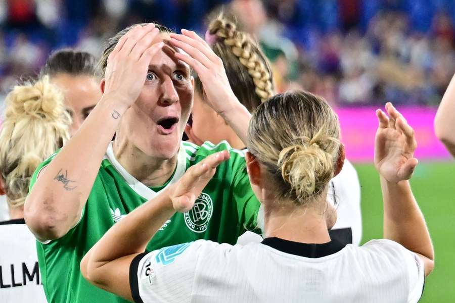 Torhüterin Berger hat entscheidenden Anteil am Sprung ins Halbfinale