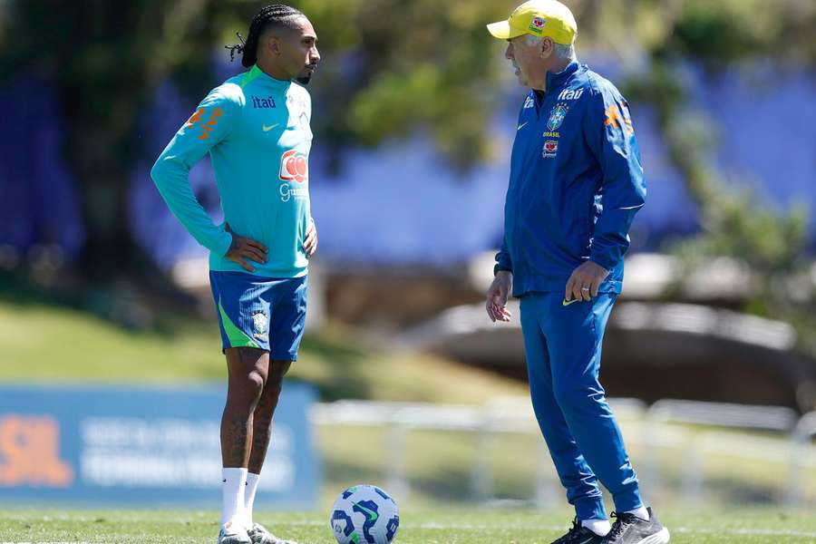 João Pedro será o ponta-de-lança de Ancelotti