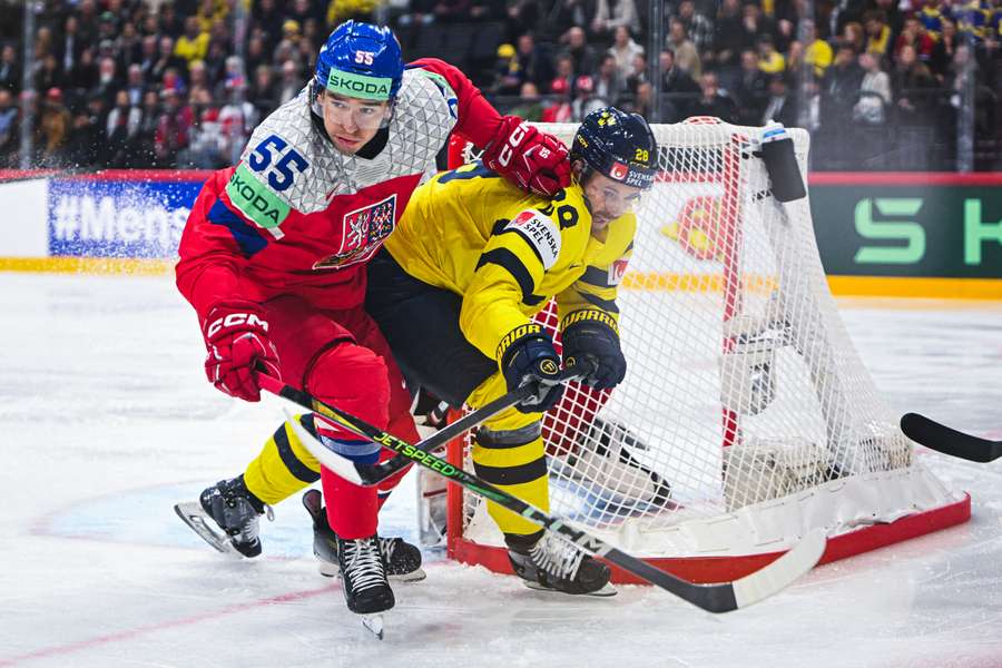 Češi se se Švédy naposledy střetli ve čtvrtfinále letošního MS. Češi se se Švédy naposledy střetli ve čtvrtfinále letošního MS.