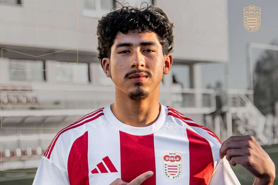 Argueta podpísal zmluvu s Duklou.