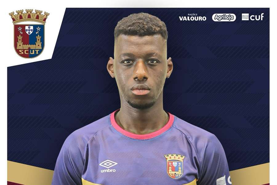 Musa Drammeh reforça ataque do Torreense
