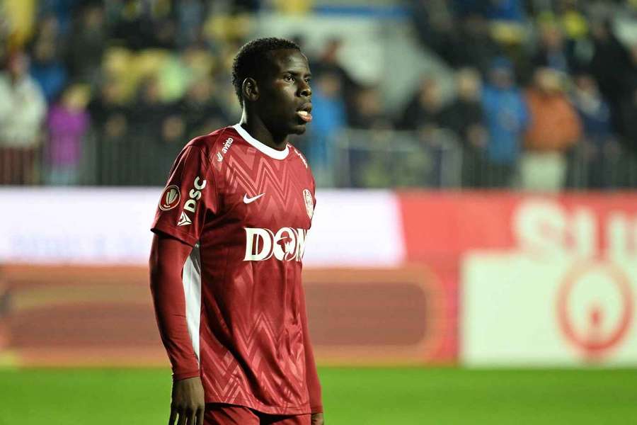 Zouma rozviazal kontrakt.