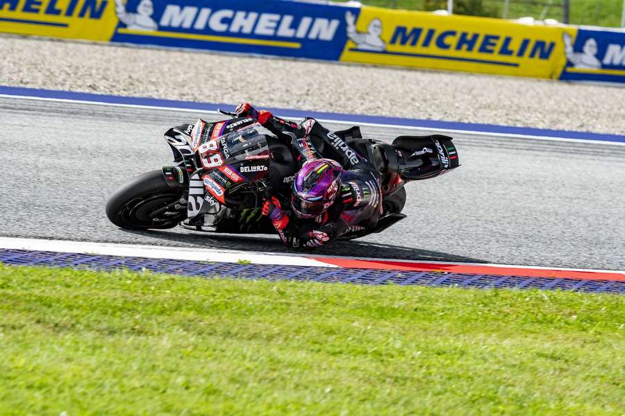 Jorge Martin in action