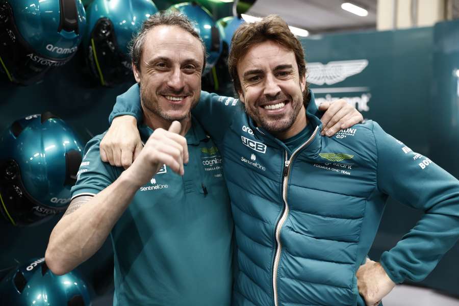 Fernando Alonso, con una sonrisa en Brasil