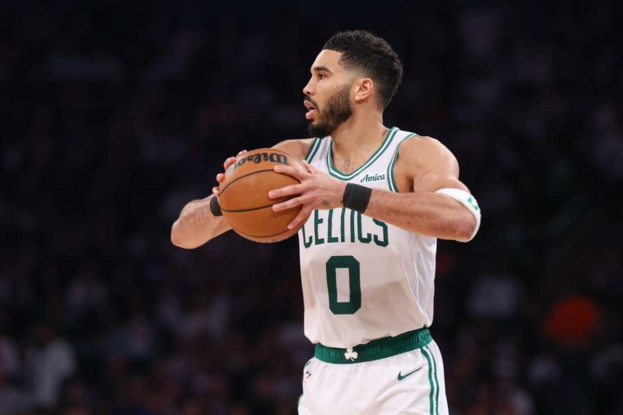 Tatum sa radí k najlepším basketbalistom NBA. Tatum sa radí k najlepším basketbalistom NBA.