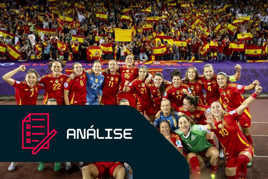 A equipa espanhola celebra depois de vencer a meia-final do Euro-2025 feminino contra a Alemanha