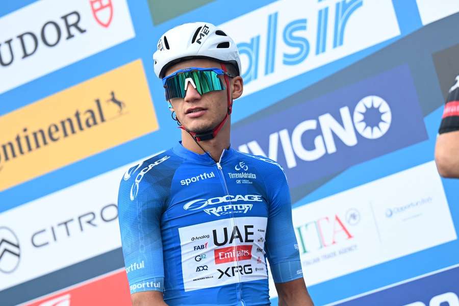 Del Toro gewinnt die vorletzte Etappe von Tirreno-Adriatico