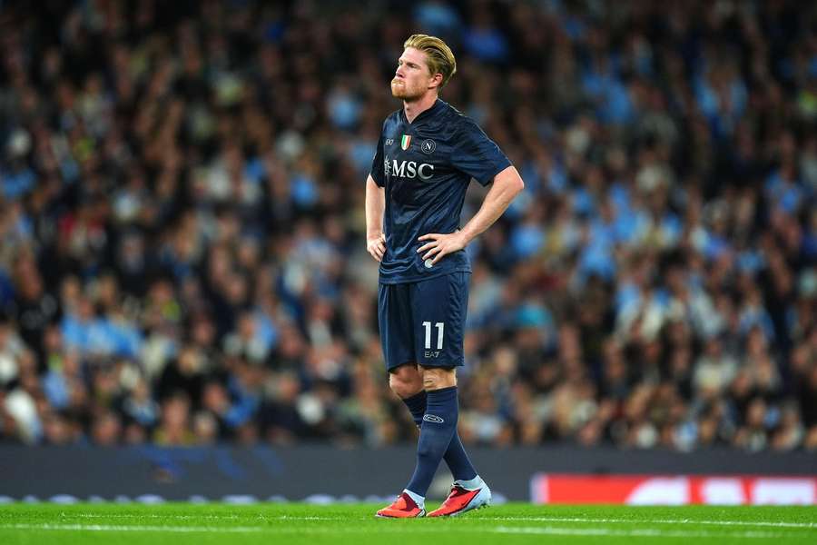 De Bruyne doplatil na červenou kartu svého spoluhráče.