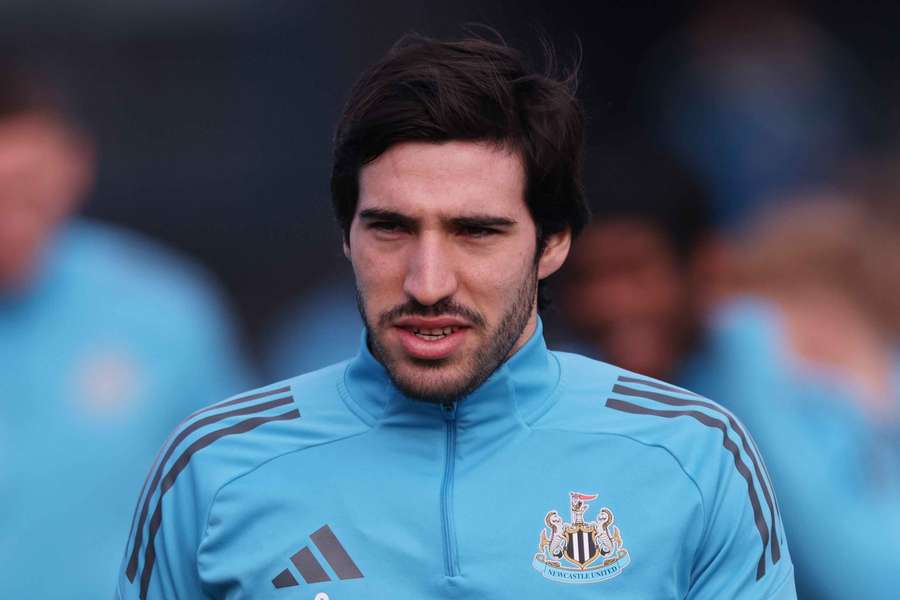 Sandro Tonali's agent drops fresh Newcastle exit update after Arsenal links