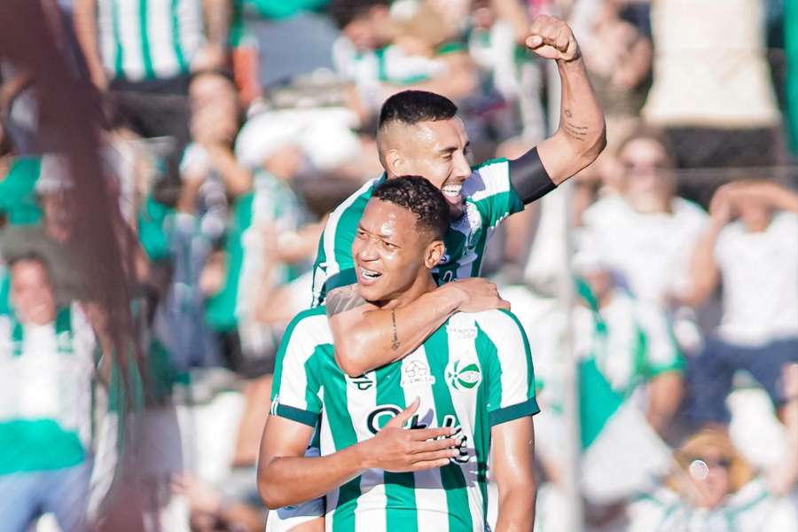 Adriano Martins abriu o placar em Juventude 2x1 Grêmio Adriano Martins abriu o placar em Juventude 2x1 Grêmio