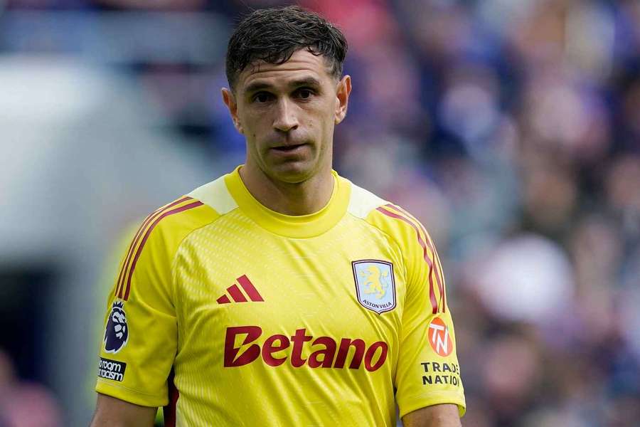 Emiliano Martínez, guarda-redes do Aston Villa