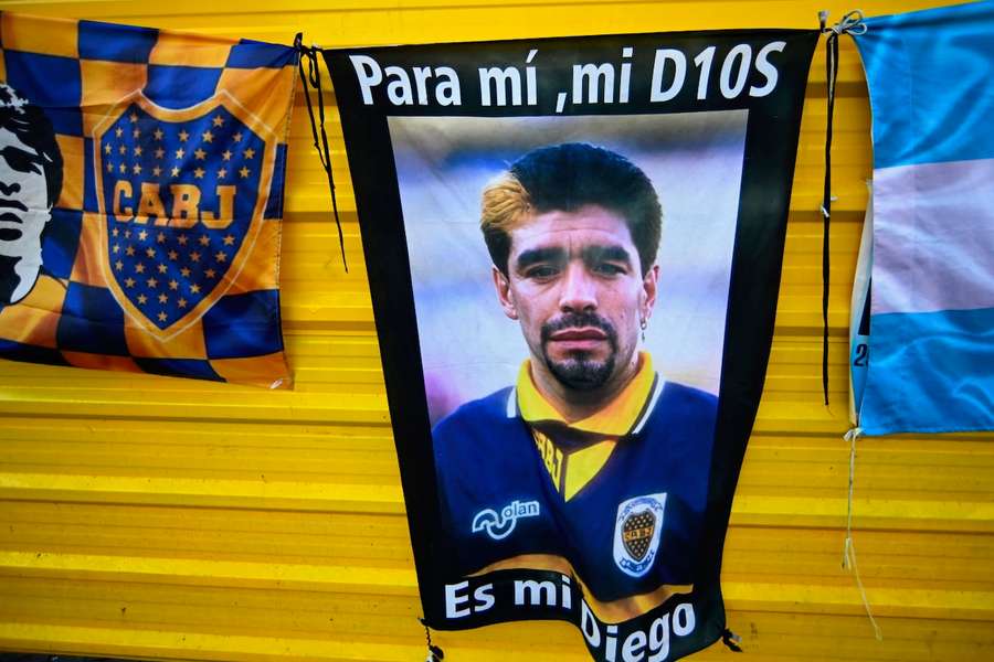 Diego Armanda Maradona lebt in den Herzen vieler Fußballfans weiter.