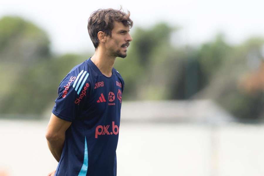Rodrigo Caio foi indicado ao Flamengo por Filipe Luís Rodrigo Caio foi indicado ao Flamengo por Filipe Luís