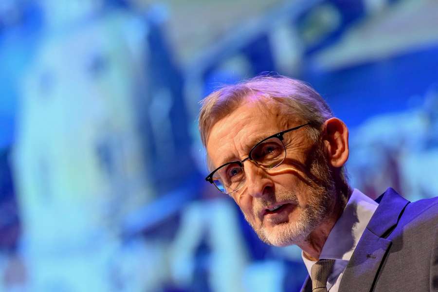 Sachsens Innenminister Armin Schuster (CDU) steht im Fokus der Kritik der Fanvertreter.