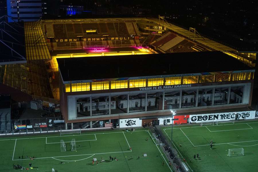 Das Millerntor-Stadion soll ausgebaut werden Das Millerntor-Stadion soll ausgebaut werden