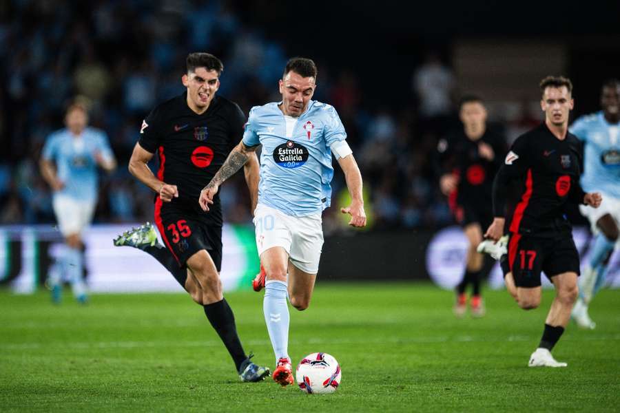 Aspas escapa a Gerard Martín Aspas escapa a Gerard Martín