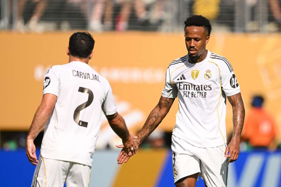 Militão entrou na segunda parte na goleada sofrida pelo Real Madrid