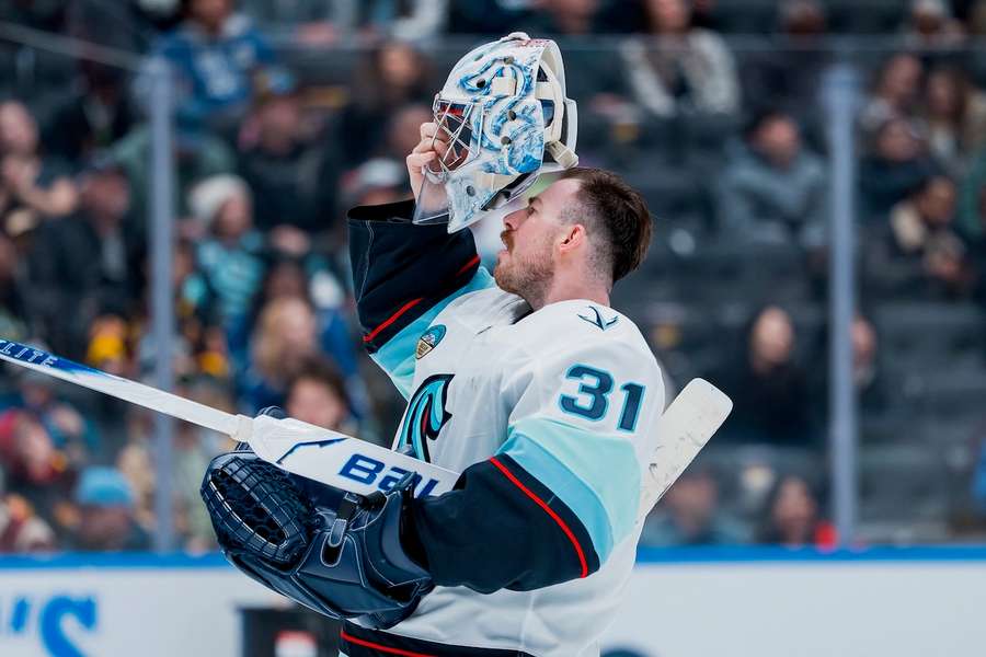 Philipp Grubauer hielt den Sieg der Seattle Kraken gegen die Vancouver Canucks fest.