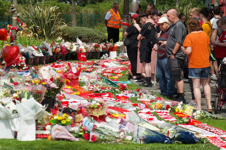 Homenaje a Diogo Jota en Liverpool